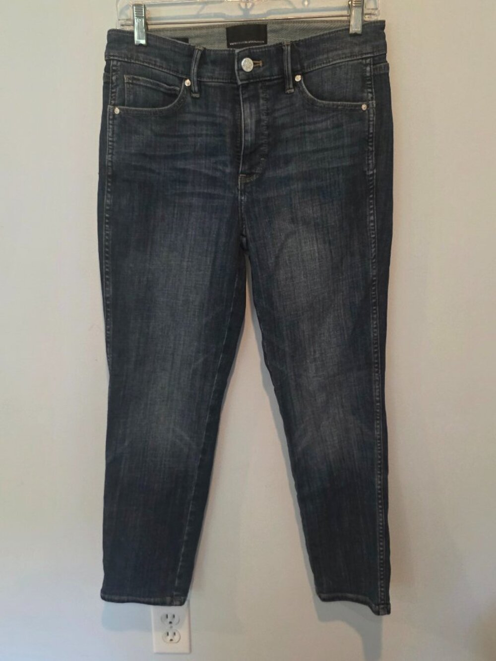 WHBM High Rise Straight Everyday Soft Jeans, Size 6, Like New